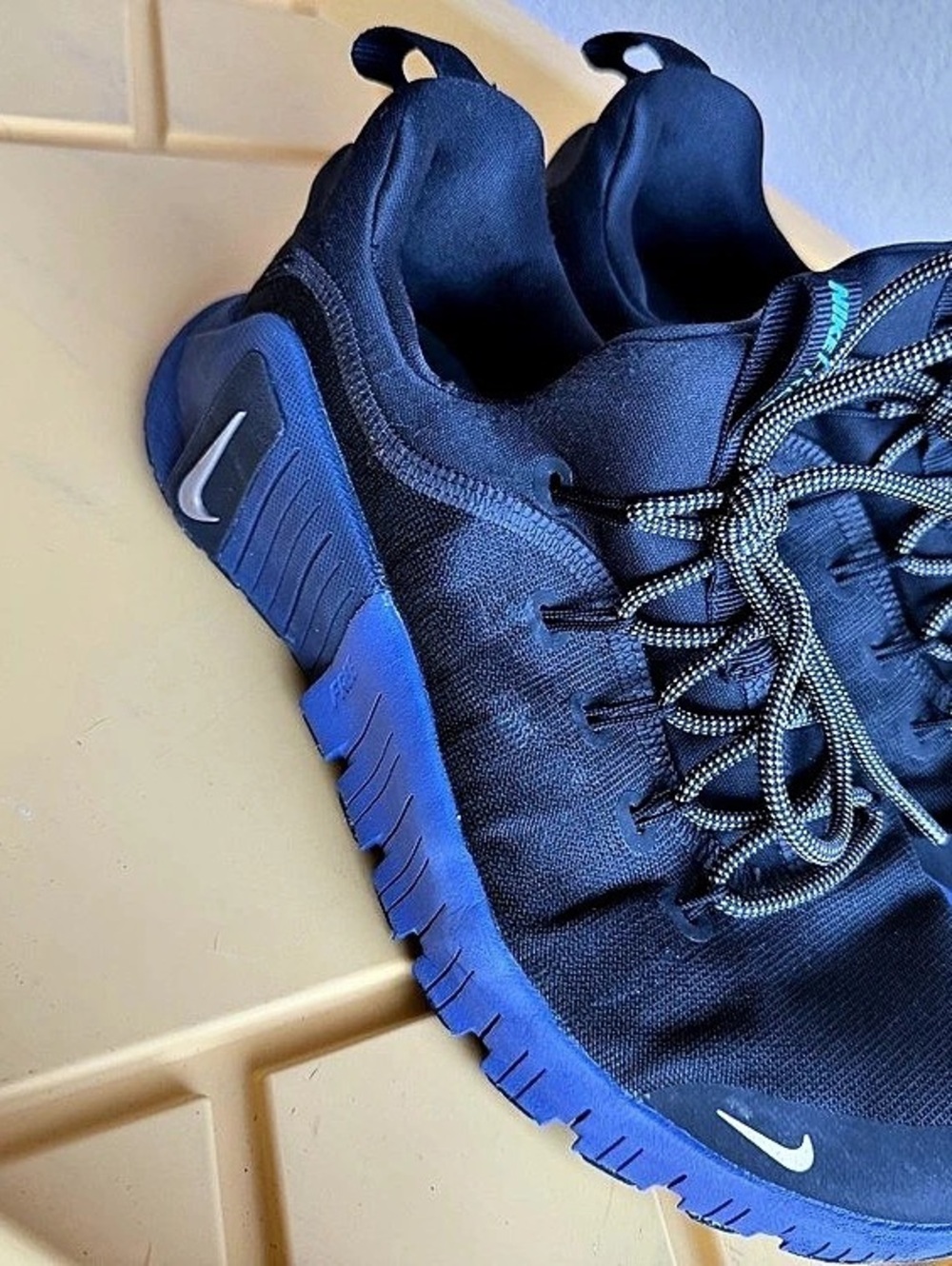 Nike Free Metcon 6 Black & Blue Athletic Shoes